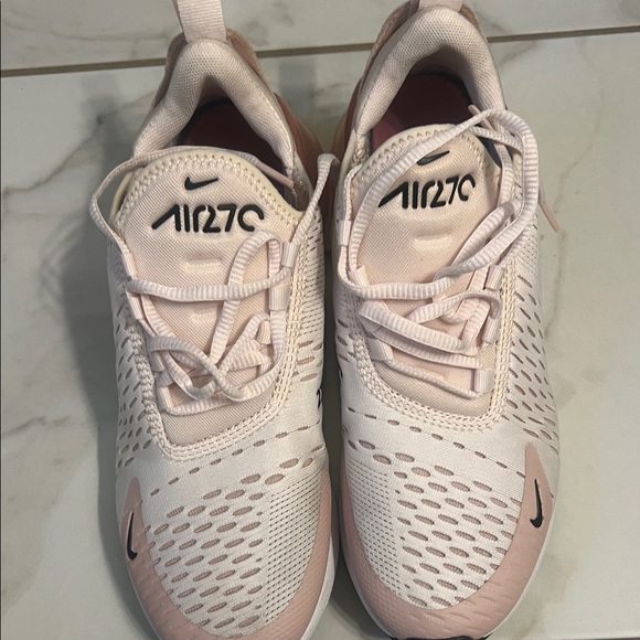 Nike Women's Blush Air Max 270 Sneakers - Picture 7 of 9